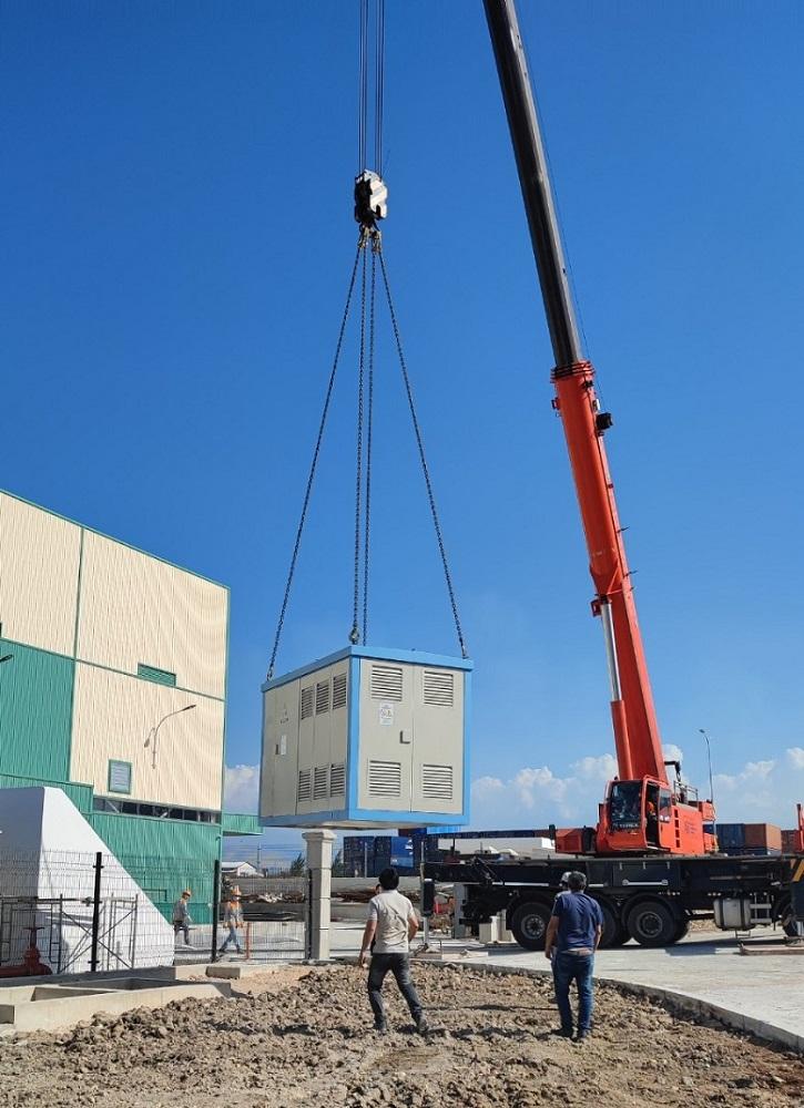 Conception et mise en service d'une cabine de transformation 1500kVA 34,5kV équipée d'un appareillage MT pour une zone de développement.