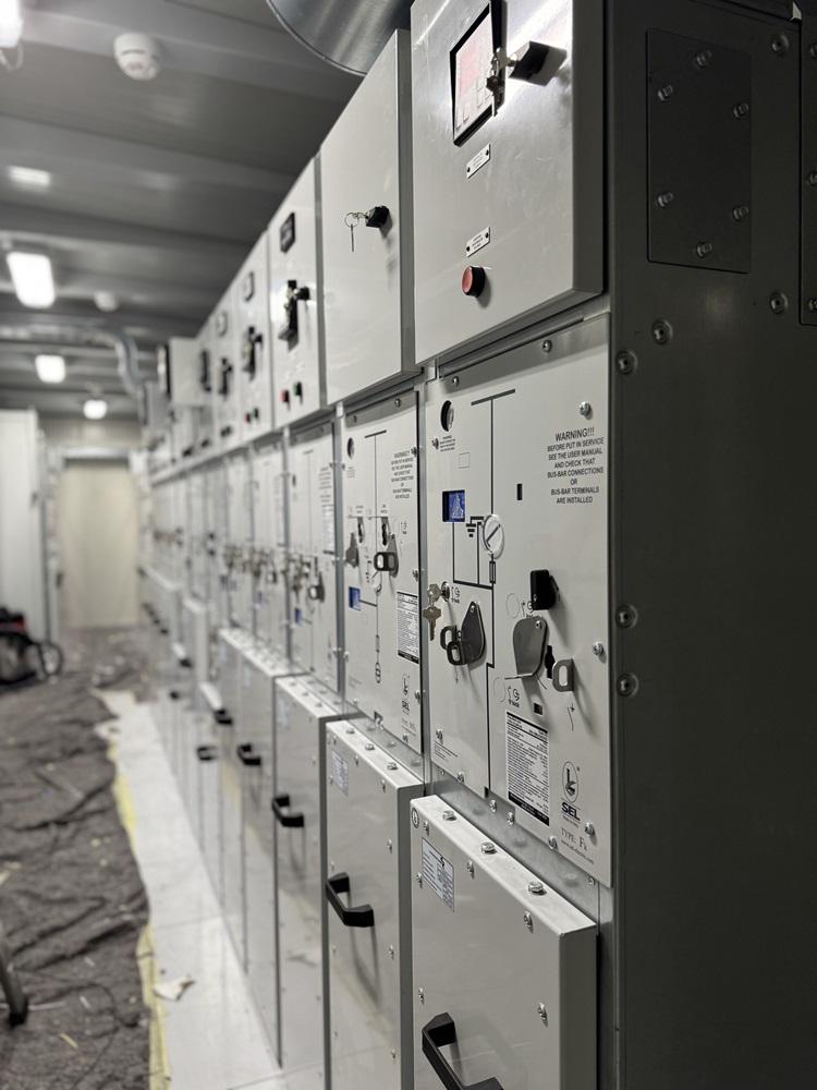 electrical MV switchgear for plug-in modular eHouse